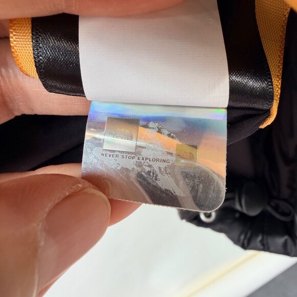 The North Face TNF 2000 Retro Nuptse 700 Down Puffer Jacket Black Women’s, Size - Picture 13 of 15